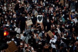 Акция против полицейского расизма в Париже