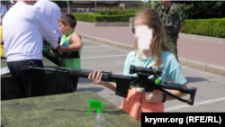 Мілітаризація дітей у Криму, ілюстративне фото