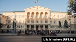 Corturi ale simpatizanților PDM în fața Ministerului de Interne, 9 iunie 2019 