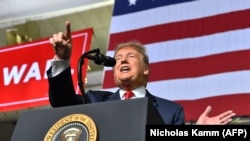 Дональд Трамп Эль-Пасо шаарындагы жолугушууда.