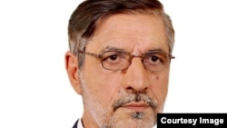 باری عارض کارشناس سیاسی