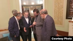 Омандагы Иран делегациясы. 