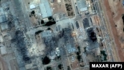 Акси моҳвораӣ, ки ширкати Максар Текнолоҷис, рӯзи 22 -уми июн нашр кард, садамаҳои расида ба таъсисоти ғанисозии ураниум дар шаҳри Исфаҳонро нишон медиҳад. 