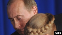 Зачем Владимир Путин хочет встретиться с лидером украинской оппозиции Юлией Тимошенко?