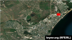 Супутниковий знімок системи NASA FIRMS із фіксацією пожежі на нафтобазі у Феодосії, 7 жовтня 2025 року