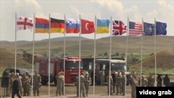 В августе официальный Ереван направил своих военных в Тбилиси на учения «Достойный партнер», а затем внезапно отказался от участия в других подобных маневрах 