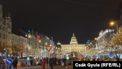 A Vencel tér talán legforgalmasabb szeletét látják