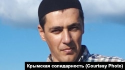 Громадський журналіст три роки перебував під домашнім арештом через стан здоров’я. У квітні Амета Сулейманова взяли під варту