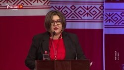 Курманбекова орус жарандыгынан эмнеге ажырады?