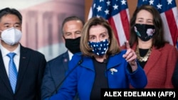 Нанси Пелоси