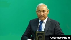 Кубанычбек Жумалиев.