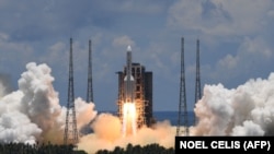 Це вперше, коли Китаю вдалося успішно відправити космічний корабель на Марс