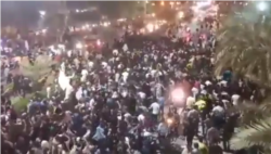 Массовые манифестации в городе Ахваз - фото из Твиттера. Конец июля 2021 года