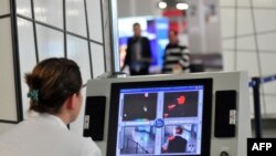 Një punëtore në Maqedoninë e Veriut - Fotografi ilustruese.