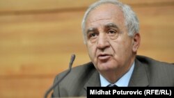 Političari su apsolutno protiv bilo kakvih promjena: Vehid Šehić