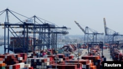 АКШнын Лос-Анджелес шаарындагы порт. 2018-жылкы сүрөт. 