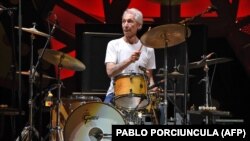 Charlie Watts a Rolling Stones montevideói koncertjén, 2016. február 16-án