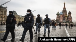 Аналогічні попередження були винесені перед протестними акціями 23 січня, які також не були санкціоновані владою