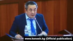 Тенгиз Бөлтүрүк. 