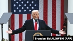 «Мы собираемся сократить расходы, надеемся, на сумму более триллиона долларов, и все эти средства пойдут в «Единый, Великий, Прекрасный законопроект» – Трамп