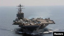 ورود یک ناو هواپیمابر آمریکایی به خلیج فارس
