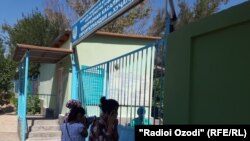 Больница в Худжанде. Архивное фото.