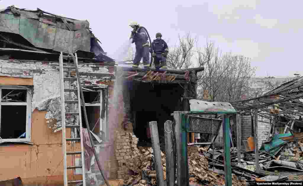 Зруйнований внаслідок атаки &laquo;Шахедами&raquo; приватний будинок у Харкові. Загинула 70-річна жінка, яка мешкала в цьому будинку