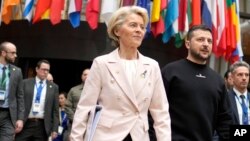 Ursula von der Leyen a ajuns marți la Kiev, unde urmează să se întâlnească cu președintele Volodimir Zelenski. 