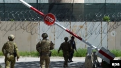 Екстремісти заявили, що мішенню ракет була так звана «зелена зона» Кабулу, де розташовані дипломатичні та урядові установи