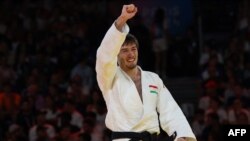 Сомон Маҳмадбеков. Акс аз бойгонӣ