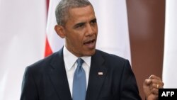 Речь Обамы не ограничилась одними лишь общими фразами. Лидер американского государства назвал сумму в один миллиард долларов, упомянув Грузию в числе стран, на оборонные нужды которых она будет потрачена