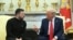 АҚШ және Украина басшылары Дональд Трамп (оң жақта) және Владимир Зеленский. Вашингтон, 28 ақпан 2025 жыл. 