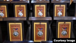 "Ата Мекен Баатыры" наамы.