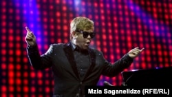 Elton John 2018 júliusában