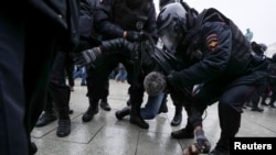 Задержания на Пушкинской площади в Москве