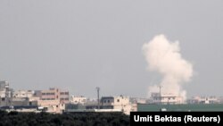 Ситуація в провінції Ідліб на північному заході Сирії, де йдуть бої між армією Асада, підтриманою Росією, і загонами сирійської опозиції, яких підтримує Туреччина, ще більше загострилася після загибелі турецьких військових ввечері 27 лютого