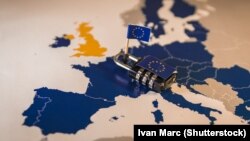 Brüsszel rendet vágna a mátrixban 