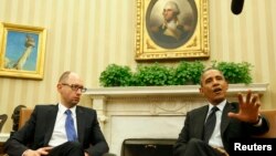 Arsenij Jatsenjuk i Barak Obama u Vašingtonu