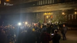 თბილისში აპროტესტებენ რუსი ჟურნალისტის ჩამოსვლას