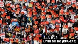 Protesti u Mjanmaru na kojima se traži oslobađanje Aung San Su Ći. 22. februara 2021. godine