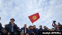 Бабанов Атамбаев менен бирге "Ала-Тоо" аянтында, 9-октябрь, 2020-жыл