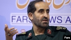  Али Шадмани. 