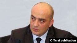 Правозащитники указывают на странное поведение следствия в отношении этого дела и конкретно главного подозреваемого – Отара Парцхаладзе