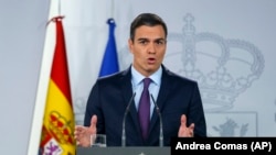 Pedro Sánchez spanyol miniszterelnök a madridi Moncloa-palotában 2019. február 4-én