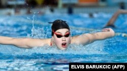 Plivačica Lana Pudar na natjecanju u Tokiju, maj 2021.