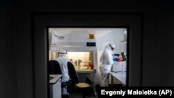 Загалом тепер в Україні 18 616 виявлених випадків COVID-19