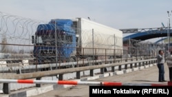 Кыргызско-казахская граница. 