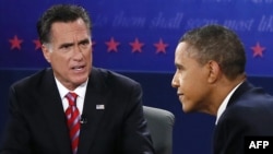 Mitt Romney dhe Barack Obama gjatë debatit...