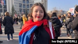 Milica, studentkinja iz Novog Sada na blokadi Mosta Slobode