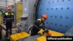 Золоторудный комбинат на месторождении Джеруй. Иллюстративное фото.